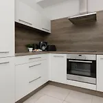 Mokotow Bernardynska With Balcony By Renters * Warschau